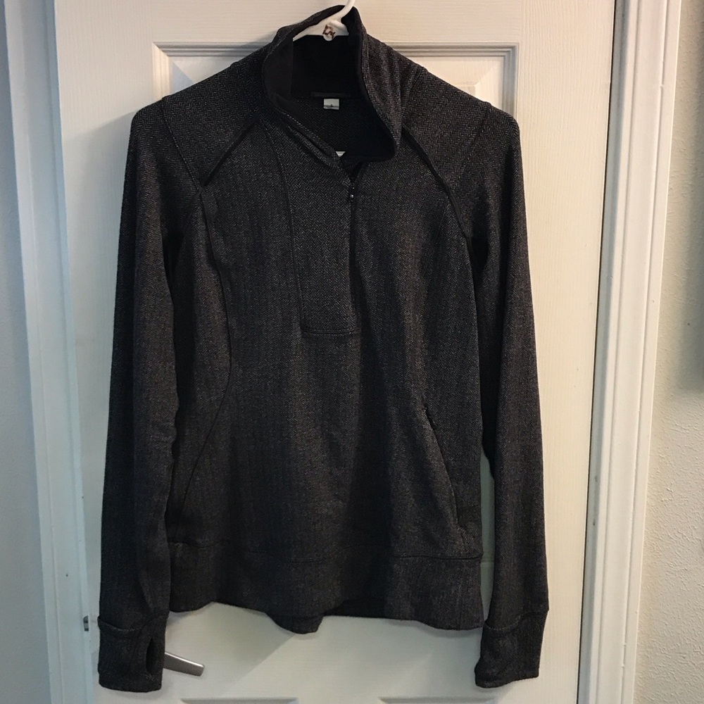 lululemon athletica Charcoal Sweater quarter zip, thumb holes, zippered pocket
